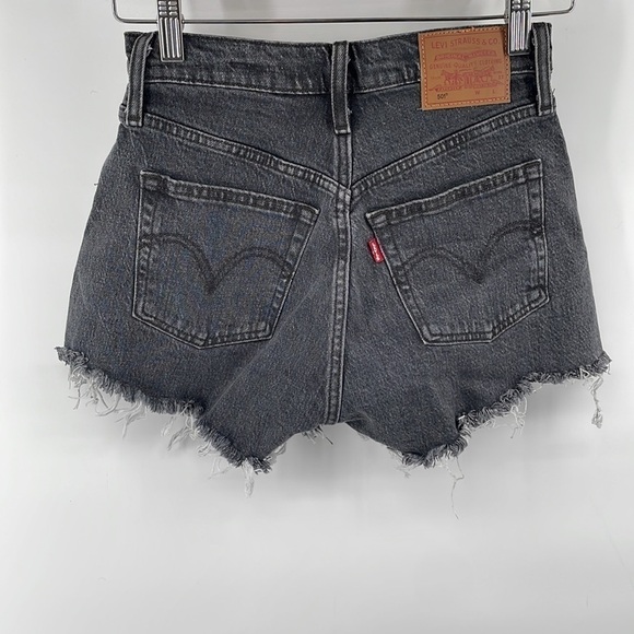Levi’s premium high-rise cutoff jean shorts black sz 23 summer vacation - Picture 9 of 11